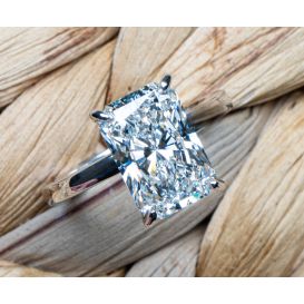 Platinum Die-Struck Solitare Engagement Ring