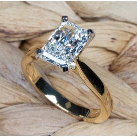 18K Yellow Gold Die-Struck Solitaire Ring