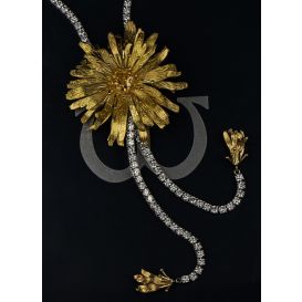 2026 RED CARPET DANDELION BOLO NECKLACE FOR ELLA LANGLEY