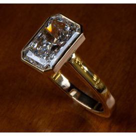 18K Yellow Gold Handmade Bezel Set Ring