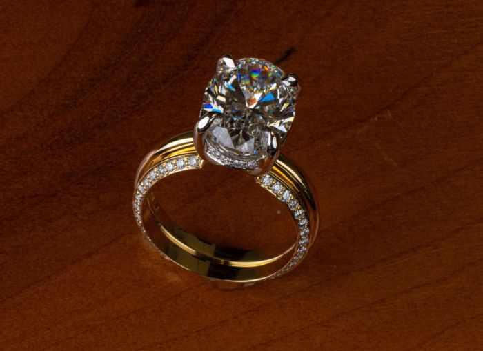 18K Yellow Gold Custom Wedding Band