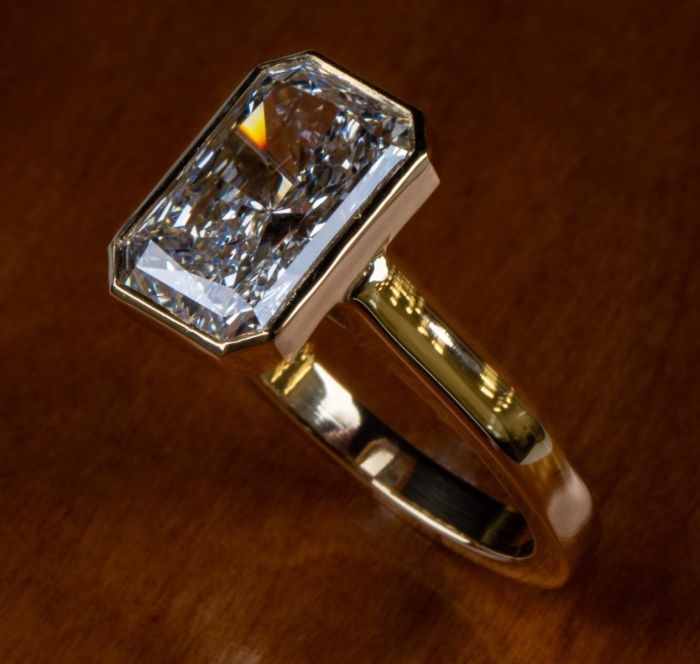 18K Yellow Gold Handmade Bezel Set Ring