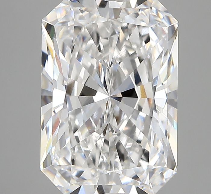 4.75 Carat Radiant Lab Grown  Diamond 