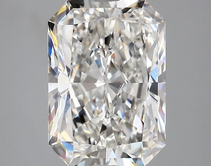 4.62 Carat Radiant Lab Grown  Diamond 